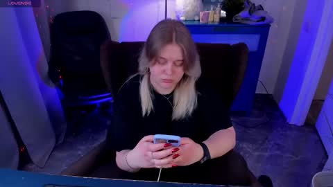 Loise online show from February 2026 09:02:02 PM