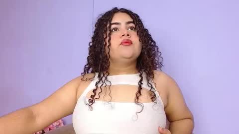 lourdes_moon22 online show from October 2025 01:45:02 PM