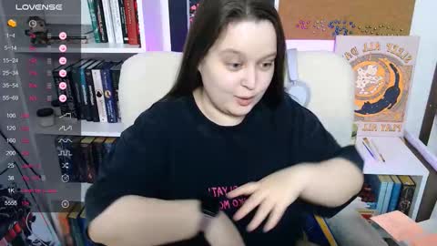 Snapshot of lovbess chatting on February 2026 03:32:01 PM Mia online show from February 2026 03:32:01 PM