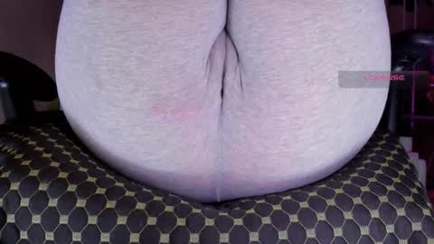 Kira online show from October 2025 12:51:01 PM