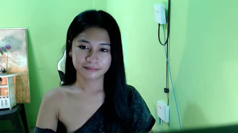 Snapshot of love_jessi chatting on September 2025 03:44:01 AM love_jessi online show from September 2025 03:44:01 AM
