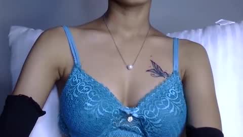 Riva online show from November 2025 10:39:02 AM