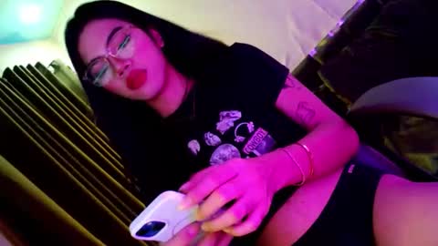 Seren online show from February 2026 07:36:01 AM