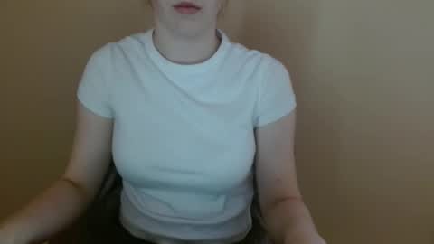 Vivian online show from April 2026 12:19:02 PM