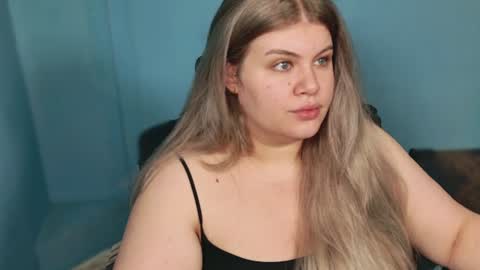 Snapshot of love_wiggy18 chatting on June 2026 04:13:01 AM Ally online show from June 2026 04:13:01 AM