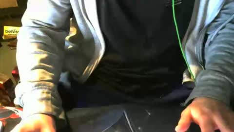 lovebird71 online show from March 2026 01:31:02 AM