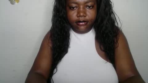 mila online show from November 2025 01:03:01 PM