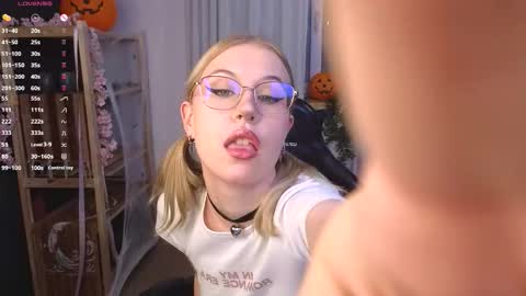 God like girl Ann online show from November 2025 05:59:01 PM