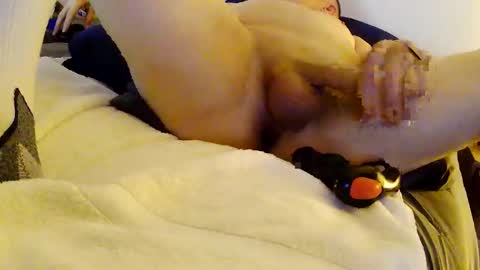 SuperFreak online show from November 2025 05:31:02 AM