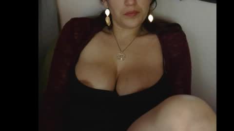 Snapshot of lovefuckingnsucking chatting on November 2025 08:46:01 AM Ashley and Leon online show from November 2025 08:46:01 AM