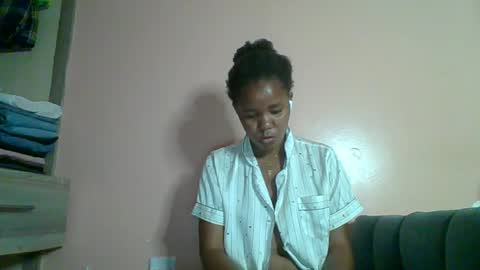 lovegal335 online show from June 2026 07:36:02 PM