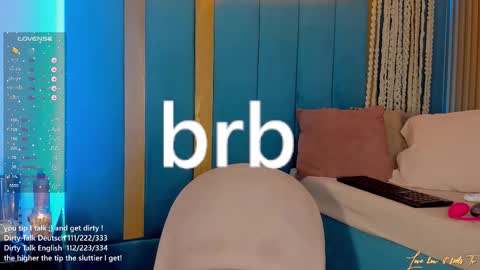 Snapshot of lovehowitfeelstv chatting on November 2025 11:04:02 PM Sarah Schmidt Boyfriend online show from November 2025 11:04:02 PM