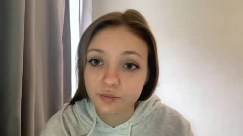 Ella online show from October 2025 05:55:02 AM