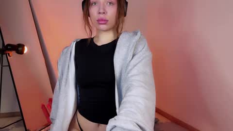 Elsa online show from February 2025 03:42:02 AM