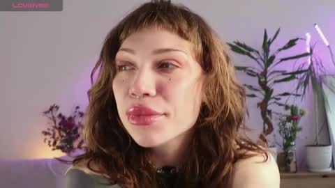 Elsa online show from March 2026 05:37:02 AM