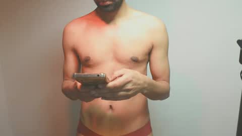 Snapshot of lovely__person chatting on January 2025 10:17:02 PM Lovely Person online show from January 2025 10:17:02 PM