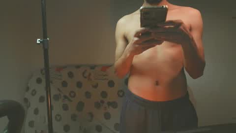 Snapshot of lovely__person chatting on February 2025 09:52:01 PM Lovely Person online show from February 2025 09:52:01 PM