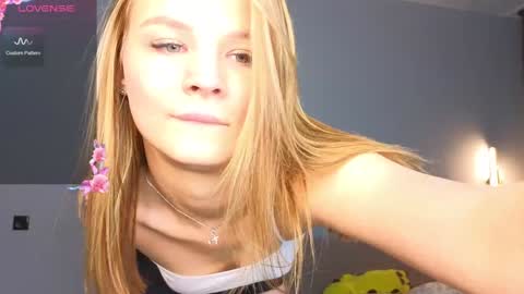 Jenny online show from December 2024 06:48:01 AM