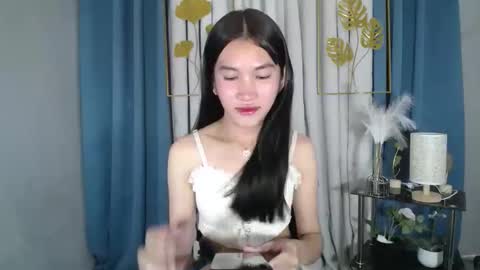 BELLA online show from May 2026 01:56:01 AM