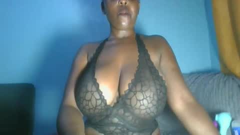 Snapshot of lovely_ebonysweet chatting on June 2026 09:52:01 PM lovely_ebonysweet online show from June 2026 09:52:01 PM
