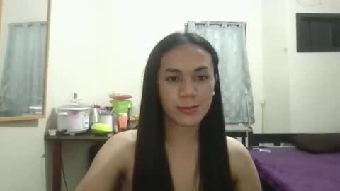 lovely_erika25 online show from December 2025 09:40:01 AM