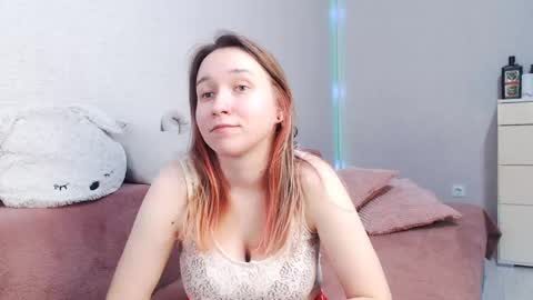 Snapshot of lovely_hayley chatting on May 2026 10:17:01 PM Lovely Hayley online show from May 2026 10:17:01 PM