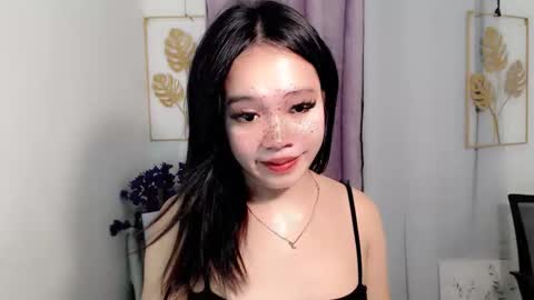 Snapshot of lovely_lianne chatting on April 2026 03:37:02 AM lovely_lianne online show from April 2026 03:37:02 AM