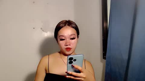 Snapshot of lovely_lianne chatting on May 2026 05:26:01 AM lovely_lianne online show from May 2026 05:26:01 AM