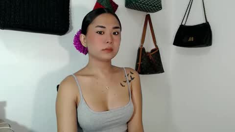 Snapshot of lovely_maria_x chatting on March 2026 04:00:01 PM Maria online show from March 2026 04:00:01 PM