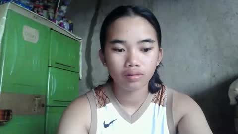 lovely_marie572336 online show from May 2026 10:40:02 PM