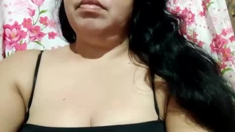 lovely_orchid online show from February 2025 01:27:01 PM