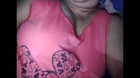 lovely_orchid online show from October 2025 02:40:02 PM