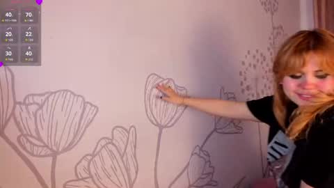 Snapshot of lovely_paris_01 chatting on July 2026 06:47:02 AM Paris Rose online show from July 2026 06:47:02 AM