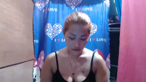 Snapshot of lovely_singlemom chatting on August 2026 12:57:02 AM ask me dear online show from August 2026 12:57:02 AM