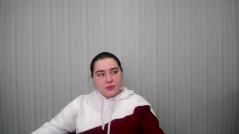 Snapshot of lovelyangel_xx chatting on December 2024 09:17:02 AM lovelyangel_xx online show from December 2024 09:17:02 AM
