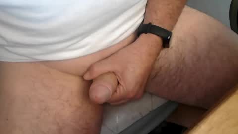 lovelybear2000 online show from June 2026 01:25:01 PM
