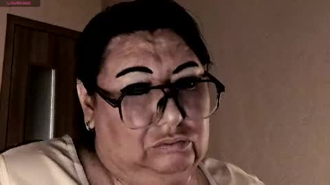 Anelana online show from April 2026 02:17:01 AM