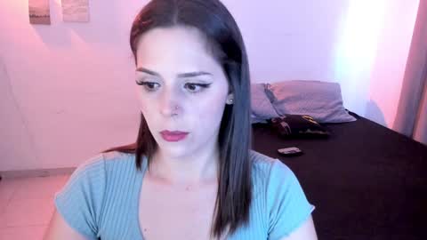 Snapshot of lovelydollyxx_ chatting on January 2025 08:15:02 PM lovely online show from January 2025 08:15:02 PM