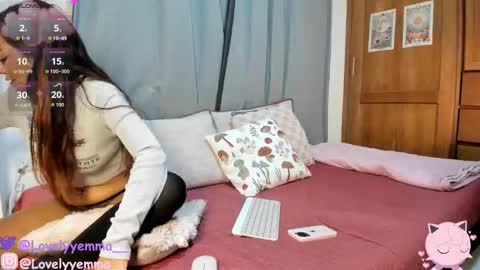   online show from October 2025 02:53:01 AM