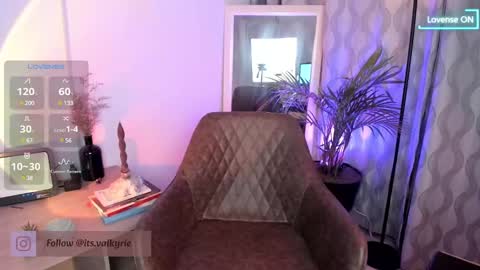 Valerie online show from March 2025 12:58:02 AM