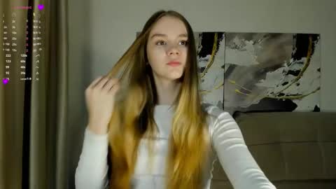 Snapshot of lovelygracee chatting on September 2025 06:33:02 PM lovelygracee online show from September 2025 06:33:02 PM