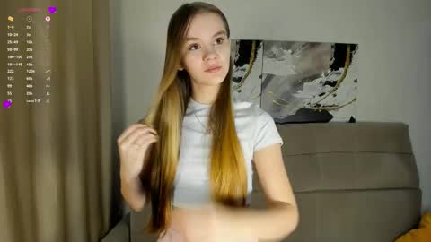 Snapshot of lovelygracee chatting on September 2025 05:18:02 PM lovelygracee online show from September 2025 05:18:02 PM