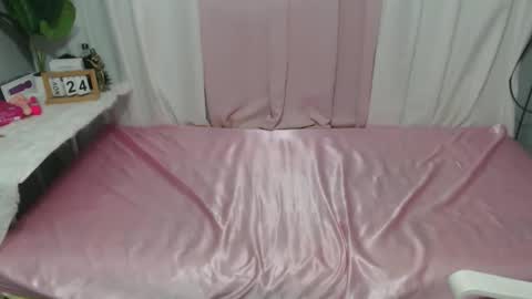 Snapshot of lovelyjasminx14 chatting on November 2025 05:08:02 AM jasmin online show from November 2025 05:08:02 AM