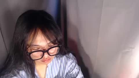 Kadita3 online show from December 2025 01:35:01 AM