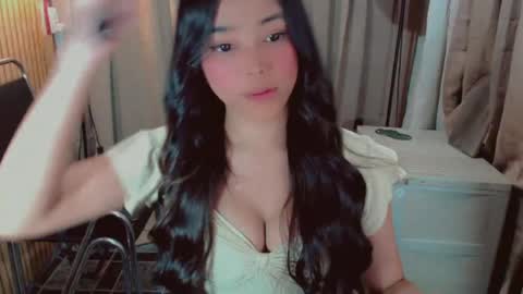 Snapshot of lovelylaiza chatting on August 2026 10:28:02 AM Cutie Laiza online show from August 2026 10:28:02 AM
