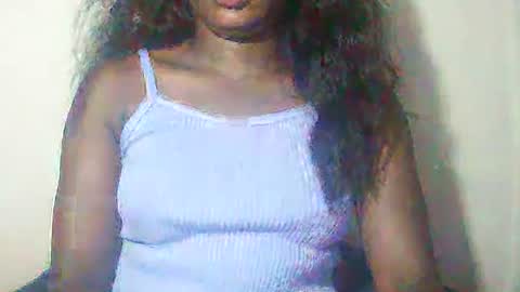 lovelylarra online show from March 2026 09:04:02 AM