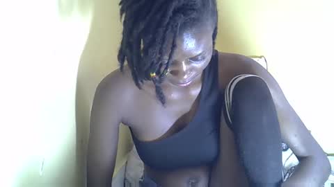 lovelymee2 online show from December 2025 11:37:01 AM