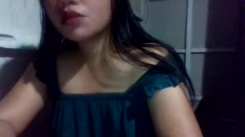 lovelymocha27s online show from October 2025 04:30:01 PM