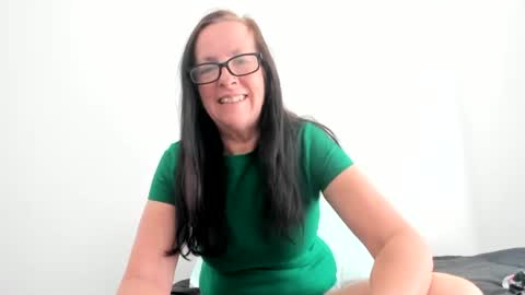 Loving Peach Goddess online show from March 2026 02:42:01 PM