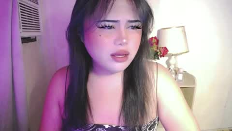 Snapshot of lovelypinaychubsx chatting on June 2026 09:21:02 PM lovely online show from June 2026 09:21:02 PM